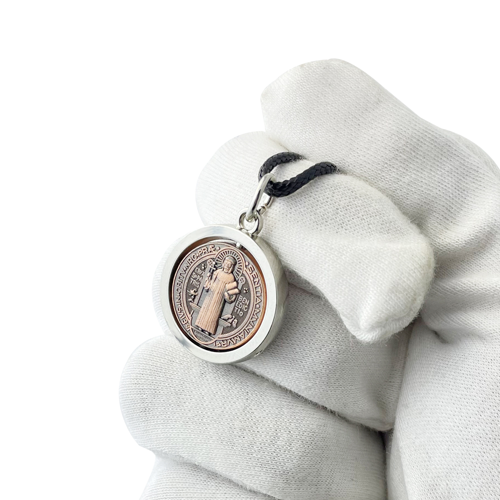 Jewelry & Watches Review - Nieuwe St. Benedictus Medaille Ketting Katholieke